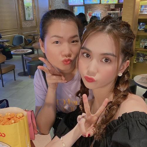 Ngọc Trinh thưởng Tết cho giúp việc hẳn nhẫn kim cương-4