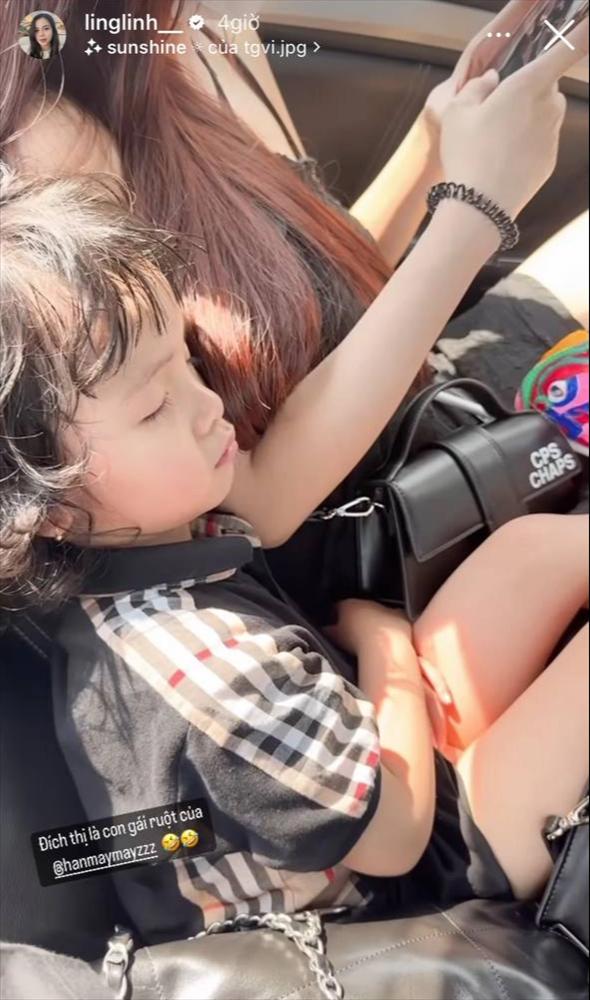 Tình chị em thân thiết của hội vợ, bạn gái dàn cầu thủ Việt-2