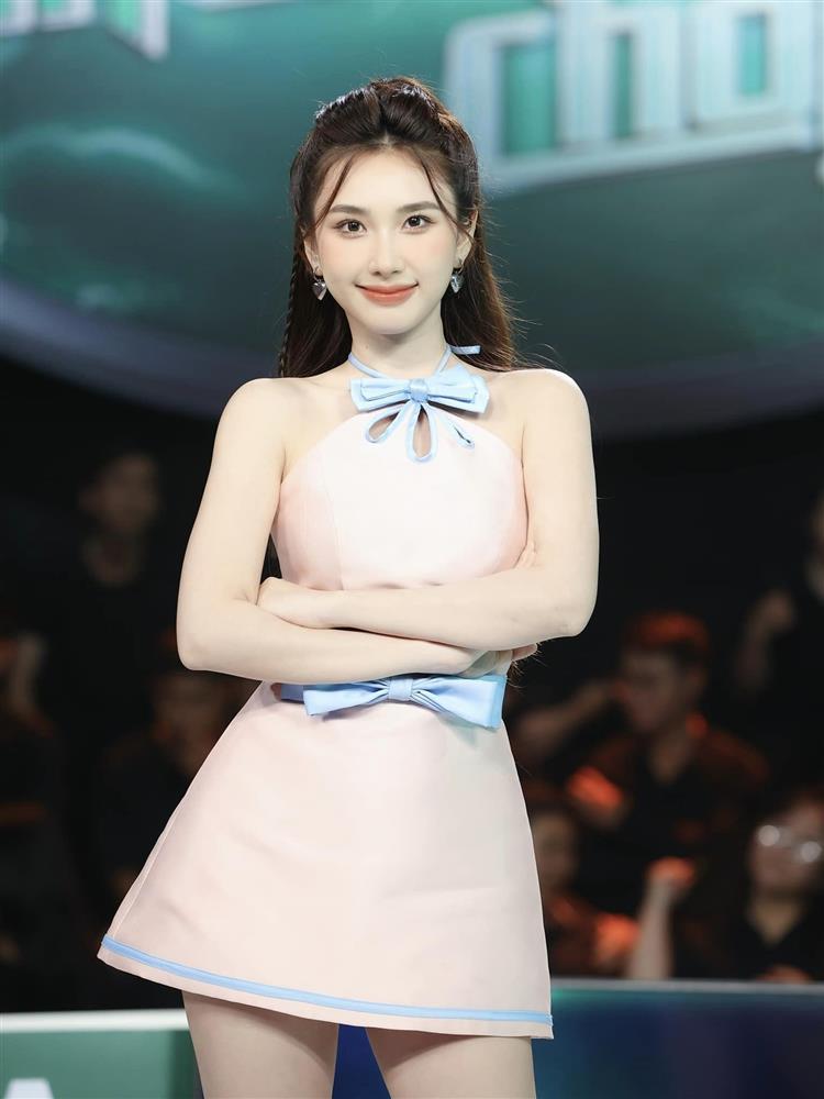 Không nhận ra gái xinh sau 5 năm chia tay thủ môn Bùi Tiến Dũng-5