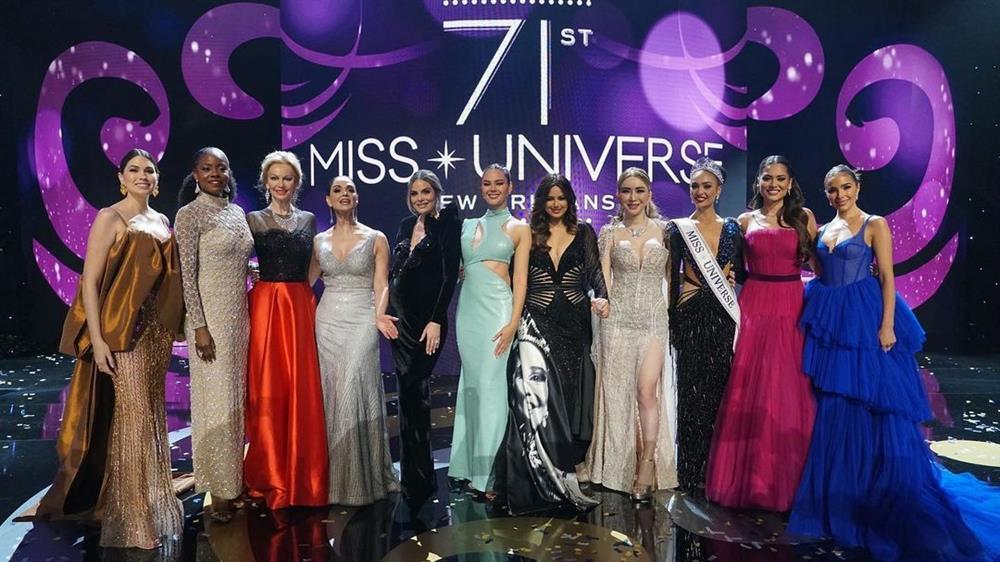 10 Miss Universe quy tụ: Choáng ngợp body hoa hậu U70-2