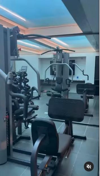 Thêm ảnh biệt thự chuẩn đại gia của chồng cũ Lệ Quyên-1