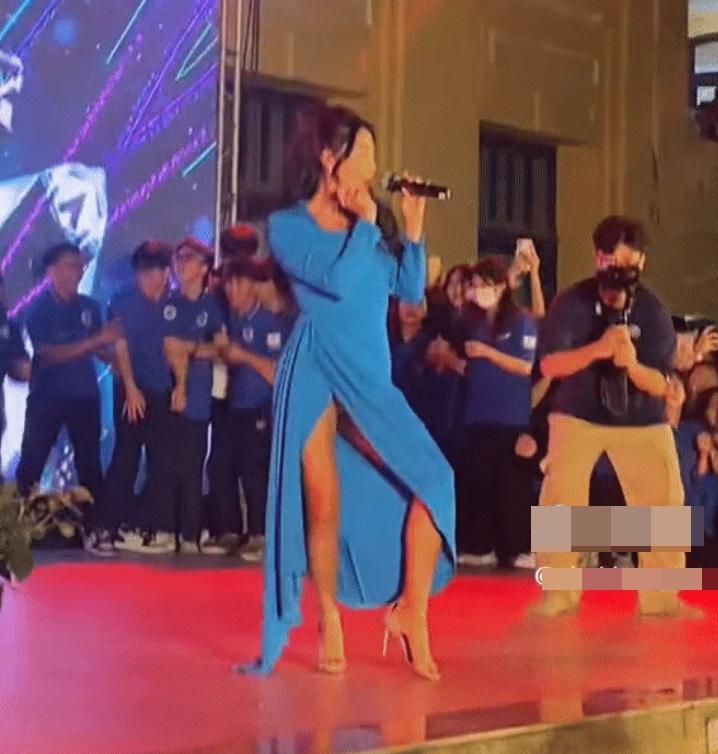 Văn Mai Hương nhảy nhót cực sung dù diện váy xẻ cao hiểm hóc-2