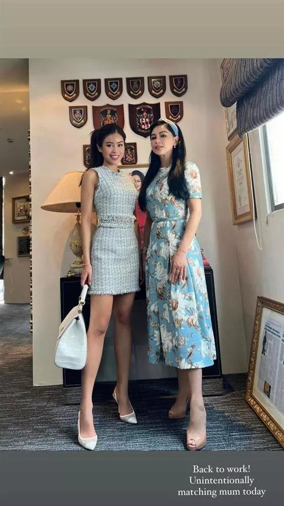 Mẹ và em chồng Hà Tăng lên đồ cực kén người mặc mà vẫn sang-7