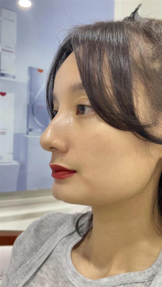 Showbiz Việt ngày 18/1: Thúy Hạnh xa nhà, chồng liền rước em đào-9