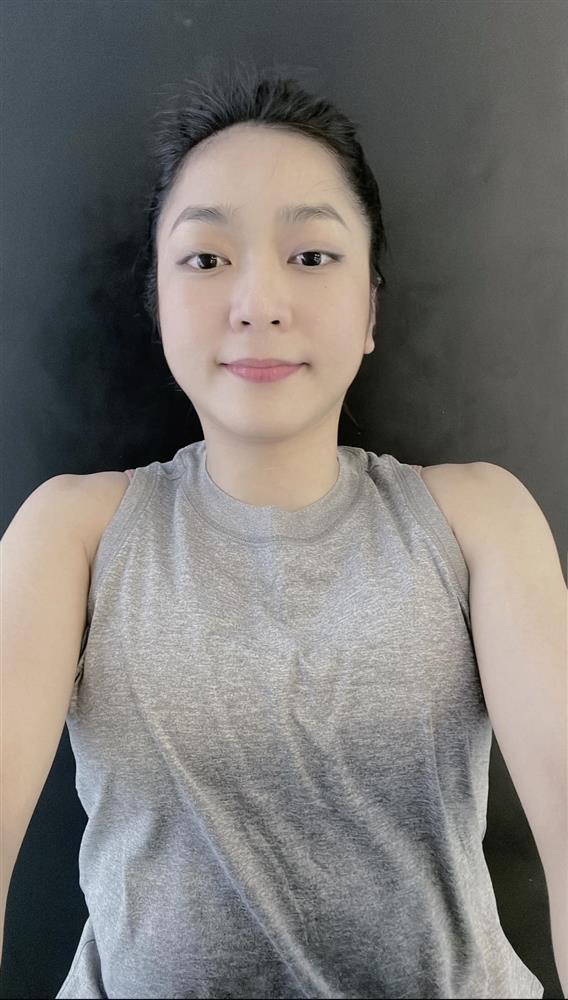 Showbiz Việt ngày 18/1: Thúy Hạnh xa nhà, chồng liền rước em đào-4