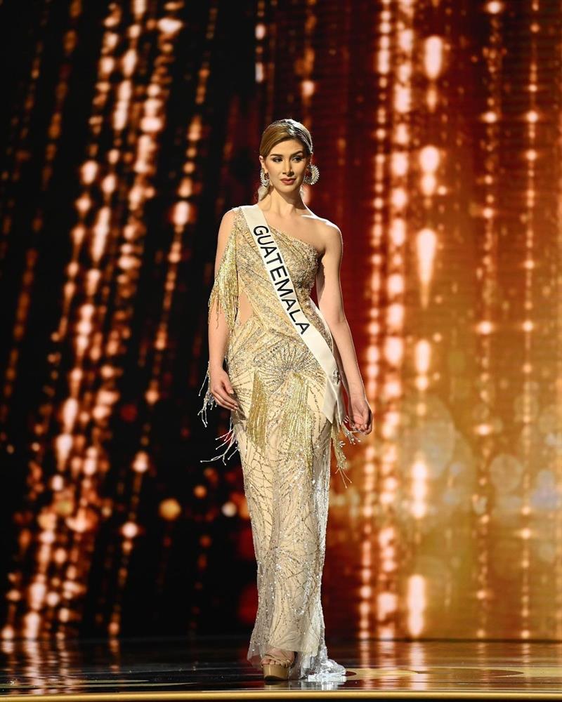 Á hậu của ông Nawat bại toàn tập tại Miss Universe 2022-2