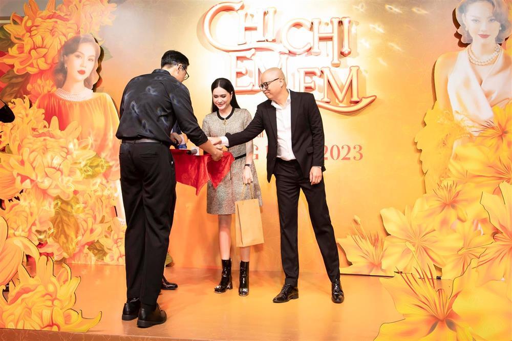 Đoàn Di Băng tung ảnh sặc mùi tiền khác hẳn ảnh cam thường-5