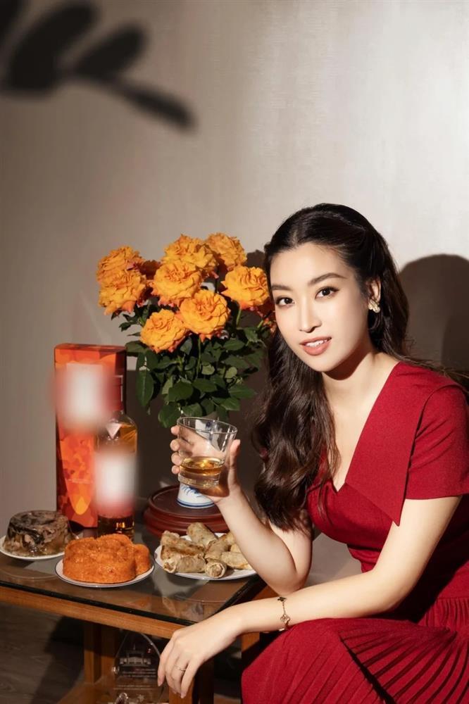 Mẹo mix đồ Tết vừa đẹp vừa sang như dâu nhà giàu Đỗ Mỹ Linh-2