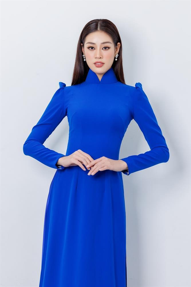 Khánh Vân và những lần diện áo dài không hổ 3 lần thắng giải-13