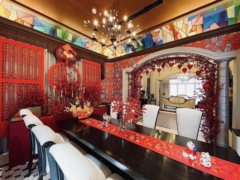 Đoàn Di Băng chi khủng trang trí nhà đón Tết, choáng nhìn cận ảnh-3