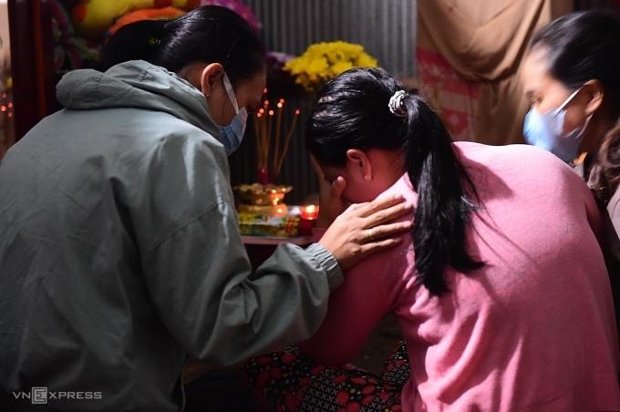 Thi thể bé Hạo Nam đã được đưa về với gia đình-3