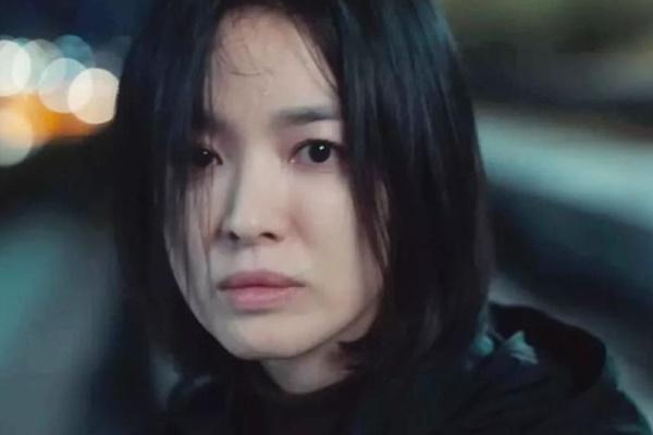 Song Hye Kyo bị đe dọa trong phần 2 của The Glory-3
