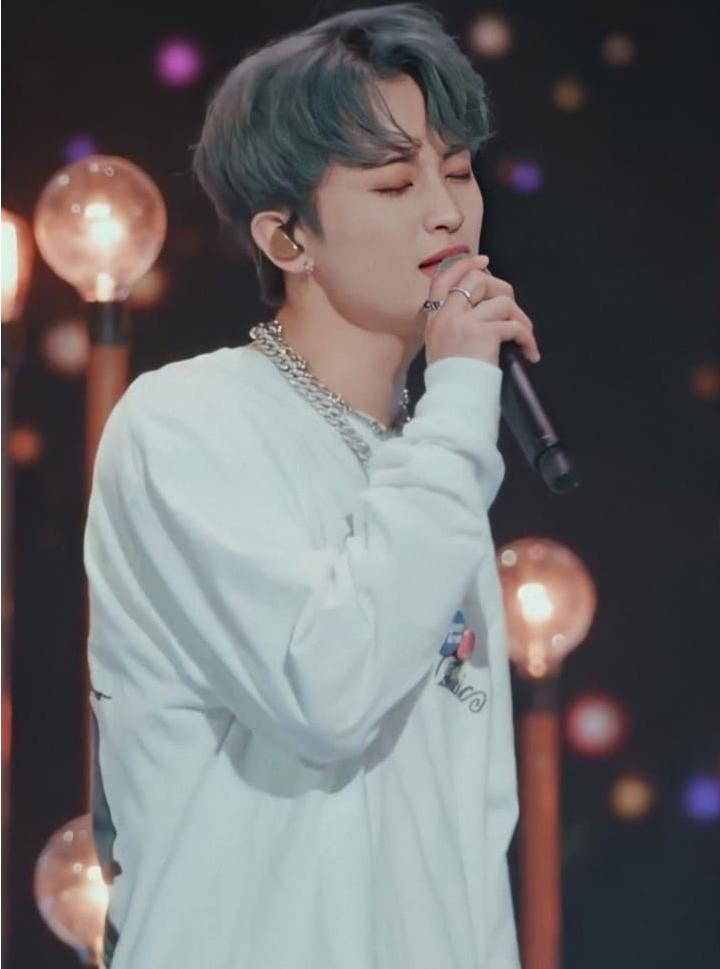 Loạt ca sĩ Kpop tuổi mèo được kỳ vọng 2023 thành công rực rỡ-2