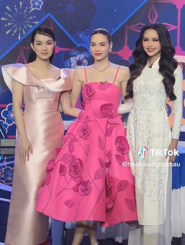 Hồ Ngọc Hà bên Thùy Lâm, Ngọc Châu: Ca sĩ có đẹp bằng hoa hậu?-1