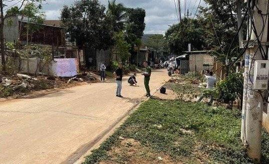 Chồng đâm vợ nguy kịch đêm 29 Tết ở Đắk Lắk-1