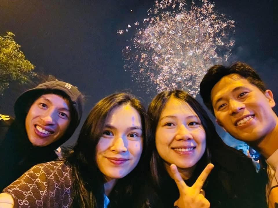 Ngỡ ngàng nhan sắc vợ hơn tuổi khi sinh con cho Trần Đình Trọng-1