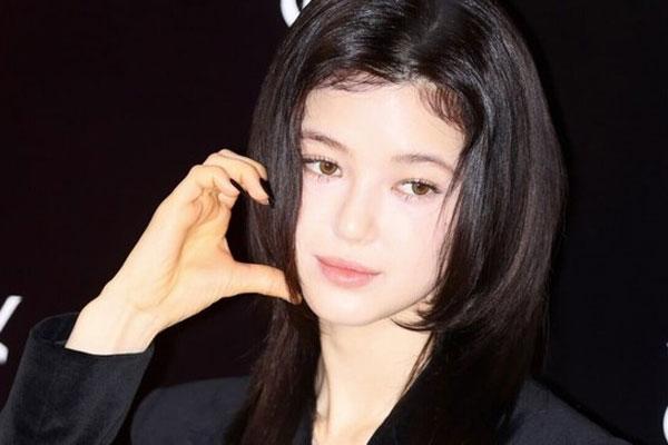 Nữ idol Kpop xin lỗi vì gọi Tết Nguyên đán là Tết Trung Quốc-1