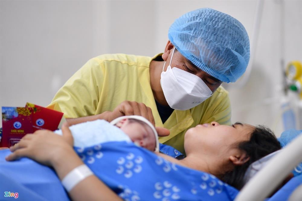 Khoảnh khắc những công dân Quý Mão đầu tiên chào đời-5