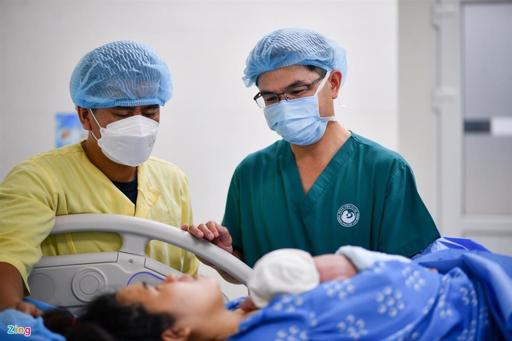 Khoảnh khắc những công dân Quý Mão đầu tiên chào đời-6