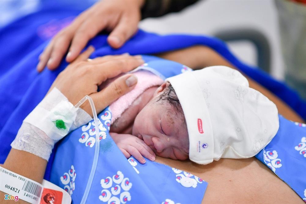 Khoảnh khắc những công dân Quý Mão đầu tiên chào đời-8