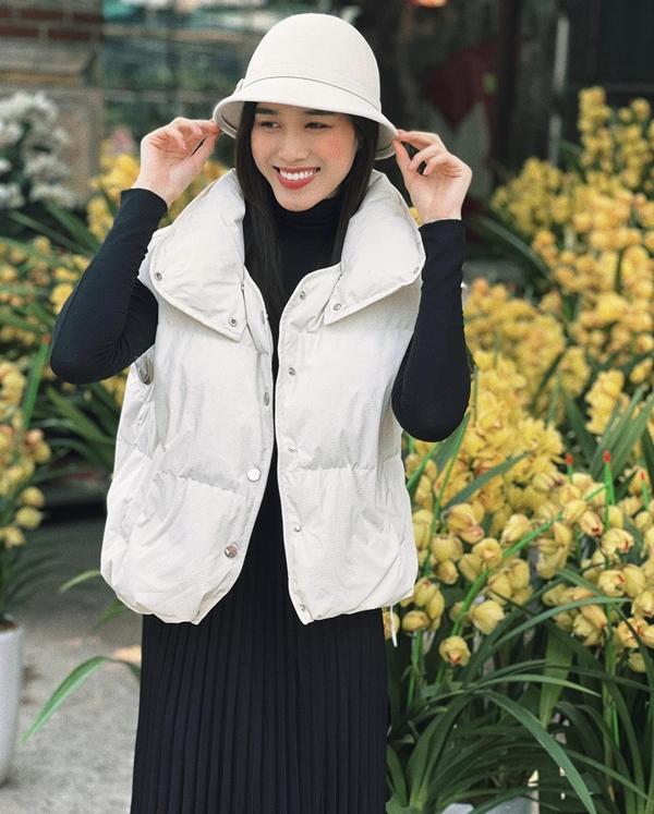 Dàn hoa hậu, á hậu giản dị khi về quê ăn Tết-4