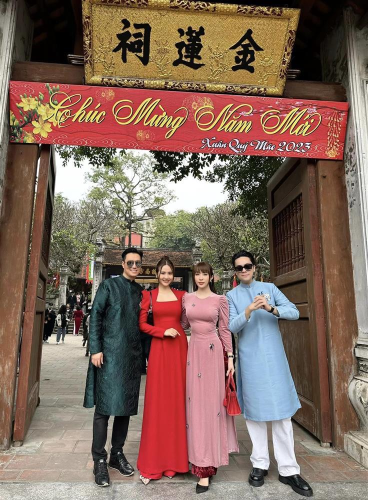 Quỳnh Nga khéo tránh Việt Anh trong ảnh đi chơi Tết cùng hội bạn thân-5