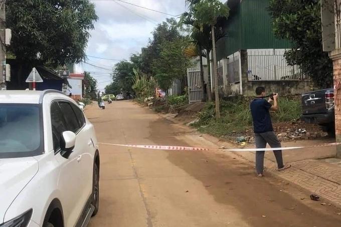 Chân dung kẻ đâm vợ tử vong đêm 29 Tết ra đầu thú-2