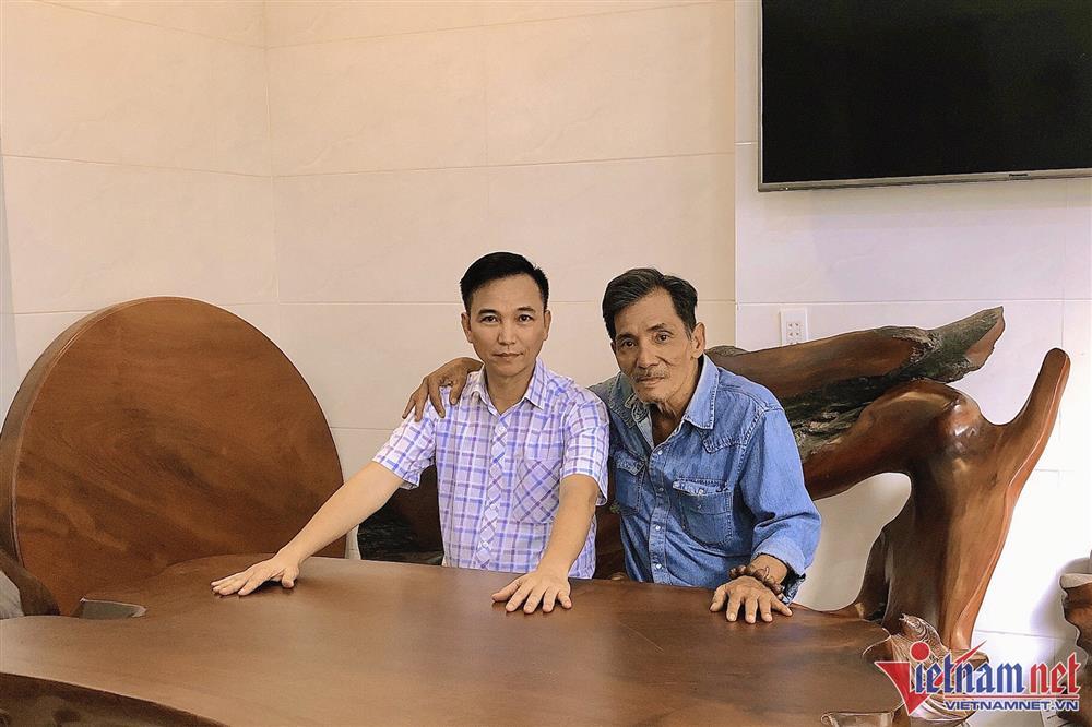 Thương Tín chạy show từ Bắc tới Nam, Tết về quê bên vợ con-2