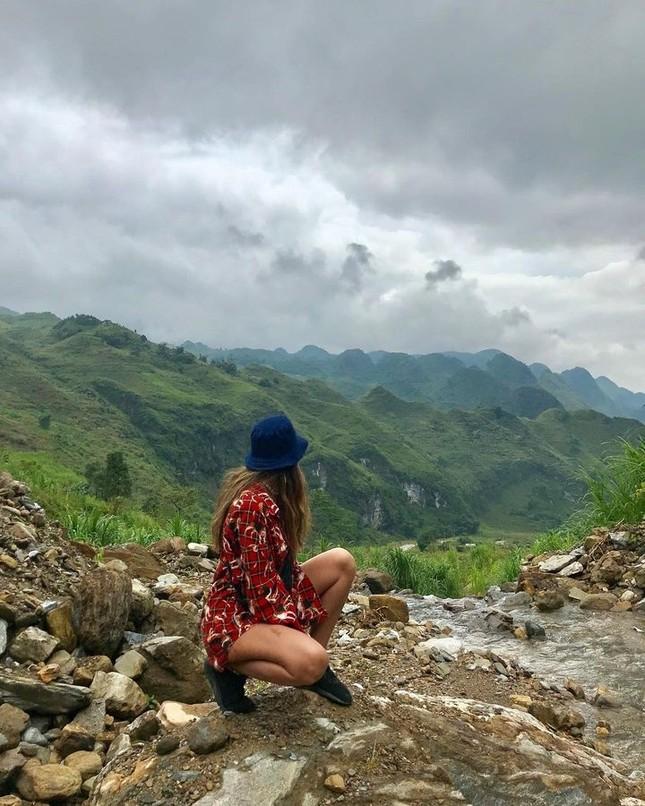 Đương kim Hoa hậu Hoàn vũ đăng ảnh đi phượt Hà Giang-1