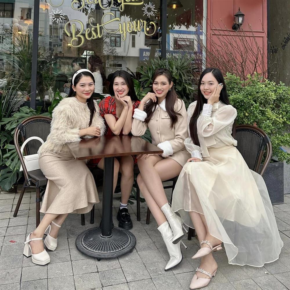 Dàn hậu Thanh Hóa tụ tập: Đỗ Hà hay Phương Nhi best face?-1