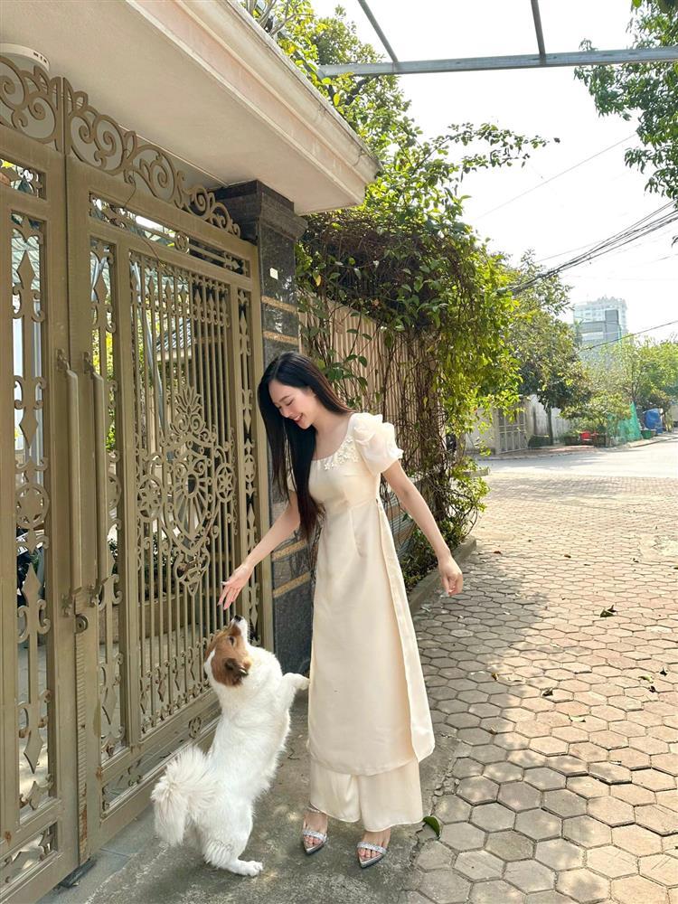 Loạt ảnh cho thấy Á hậu 1 Trịnh Thùy Linh chuẩn con nhà giàu-6