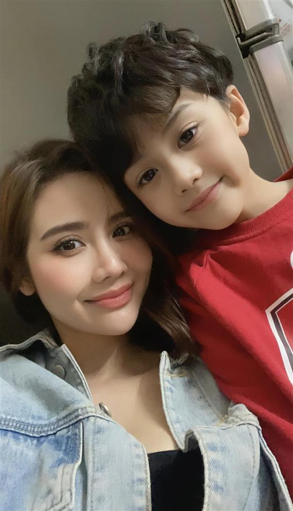 Huyền Lizzie: Tôi mua nhà riêng, Tết 2 mẹ con không buồn nhiều nữa-4