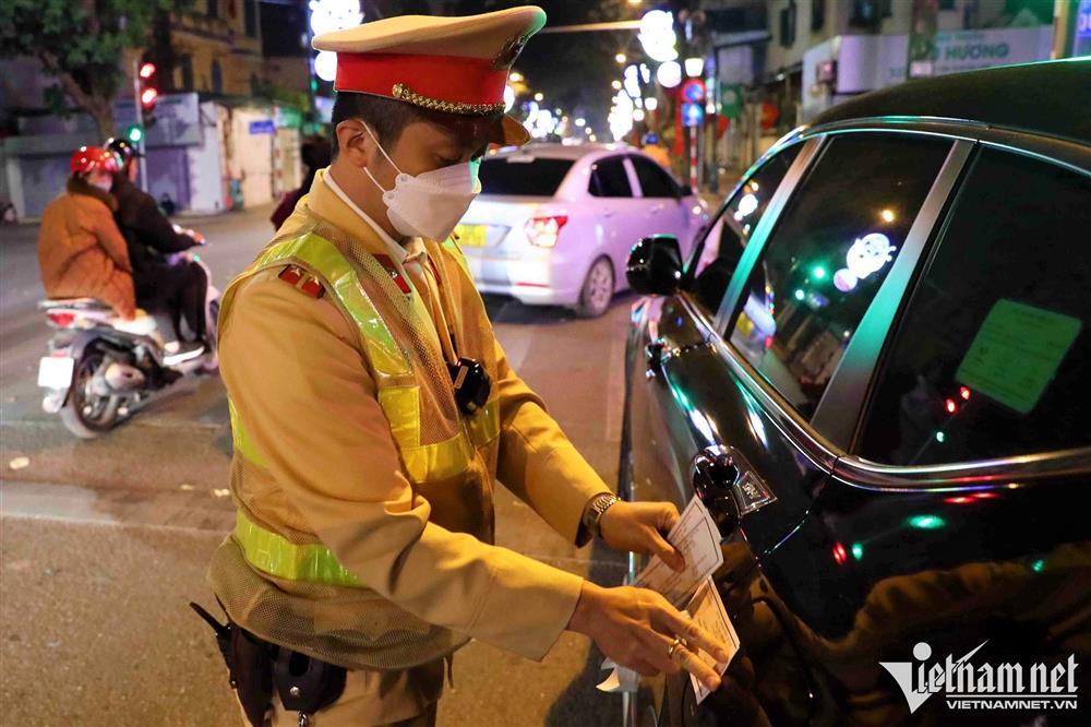 Tài xế say bia rượu ngày Tết, vi phạm nồng độ cồn kịch khung-5