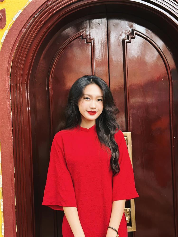 Bố vợ tương lai Đoàn Văn Hậu hiếm hoi lộ diện, ngoại hình phong độ-1