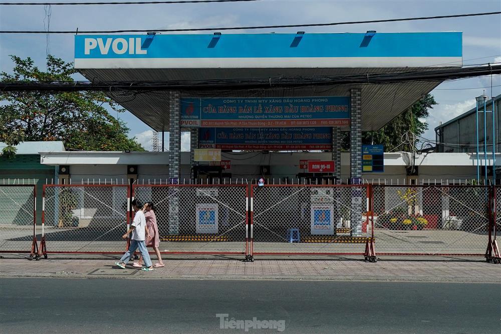 Nhiều cây xăng ở TPHCM thản nhiên... nghỉ Tết-1