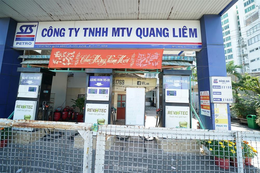 Nhiều cây xăng ở TPHCM thản nhiên... nghỉ Tết-5