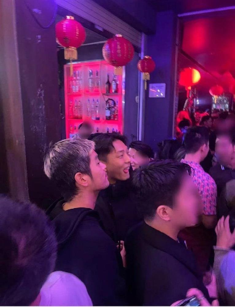 Ảnh đế Yoo Ah In và bạn trai tin đồn hẹn hò tại Mỹ-1