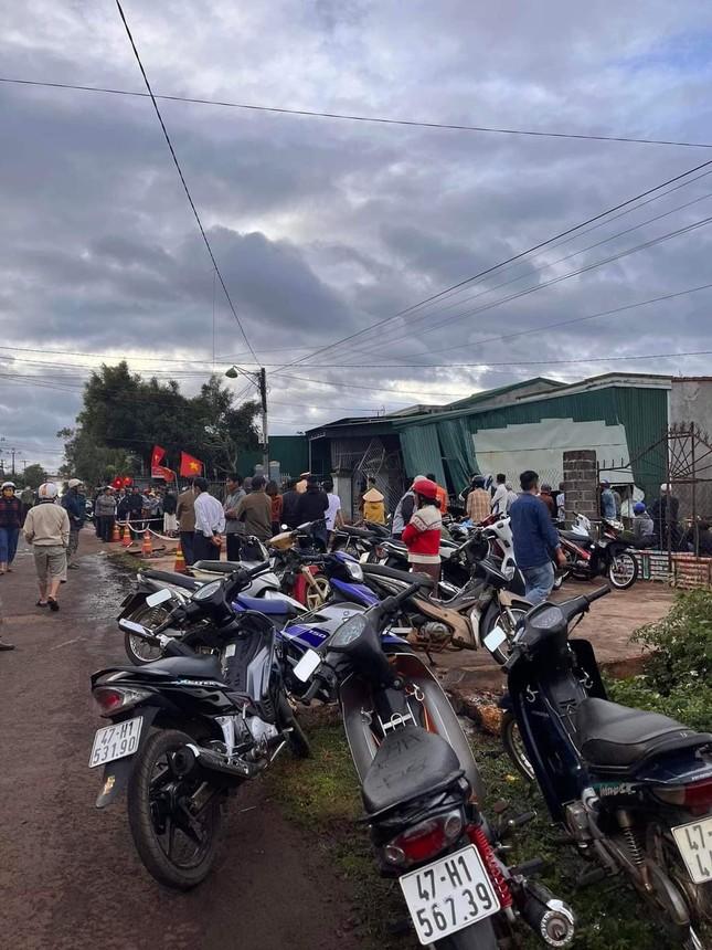 Ô tô lao thẳng vào nhà tông chết người đàn ông đang ngủ-3