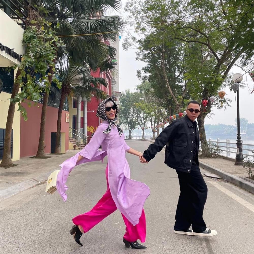 Hà Tăng, Hà Hồ và dàn mỹ nhân Việt tình tứ cùng chồng du xuân-10