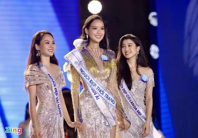 Hoa hậu 1m86 Bảo Ngọc gây choáng với gia đình toàn cao gần 2m-9