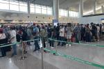 Thông tin nóng khi khách đang ùn ùn trở lại sân bay Tân Sơn Nhất