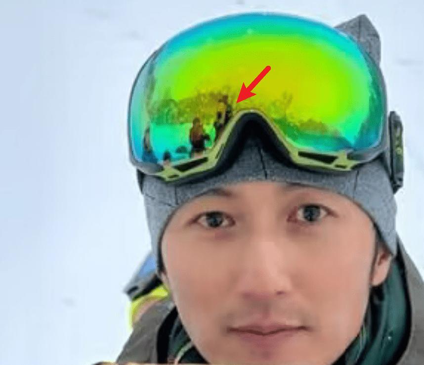 Tạ Đình Phong và Vương Phi đón năm mới ở nước ngoài-4