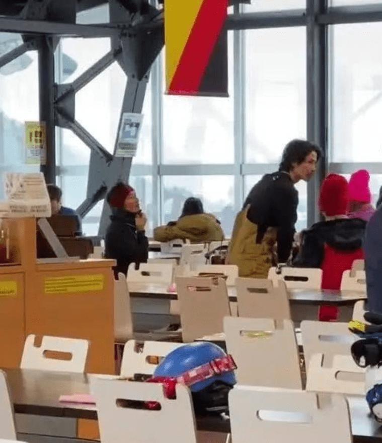 Tạ Đình Phong và Vương Phi đón năm mới ở nước ngoài-5