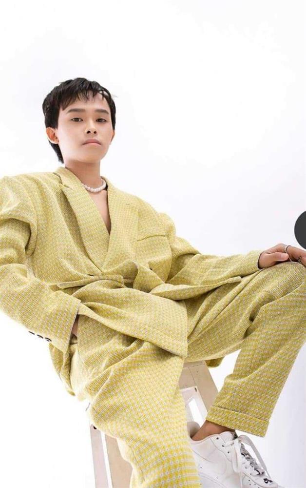 Những đứa trẻ lạc lối của showbiz Việt-11