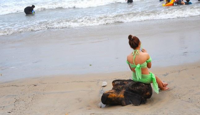 Biển Vũng Tàu đông nghịt người dịp Tết Quý Mão-11