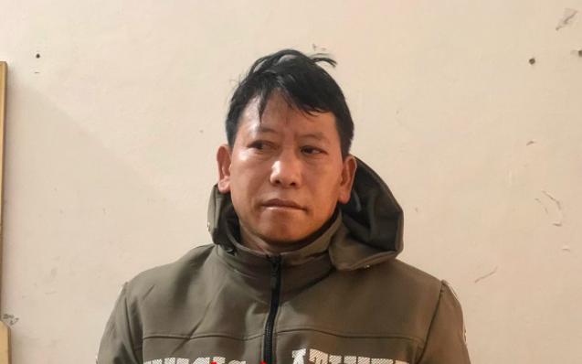 Tóm gọn đối tượng trốn truy nã khi về nhà ăn Tết-1