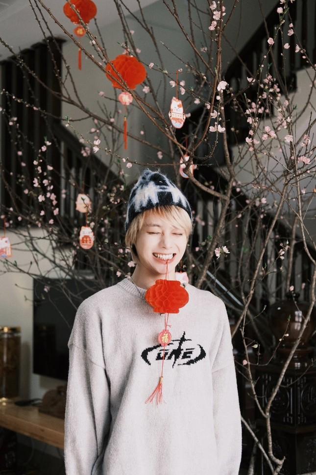 Hanbin (TEMPEST) khoe ảnh đón Tết tại Việt Nam-7