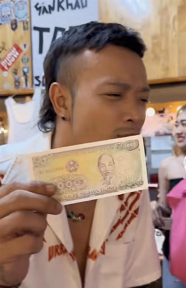 Ớn lạnh màn lì xì đồng nghiệp của Diệu Nhi-7