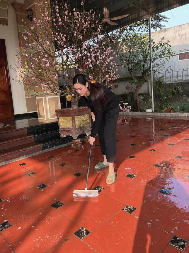 Đỗ Thị Hà ghi điểm dịp Tết Quý Mão nhờ hành động nhỏ mà có võ-3