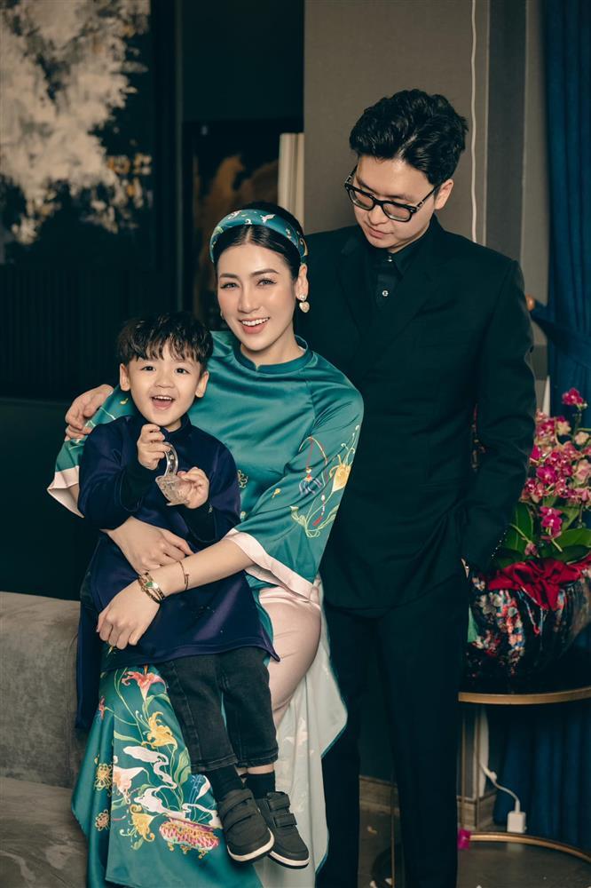 Showbiz Việt ngày 26/1: Đỗ Mỹ Linh trêu chồng Ngọc Hân-7